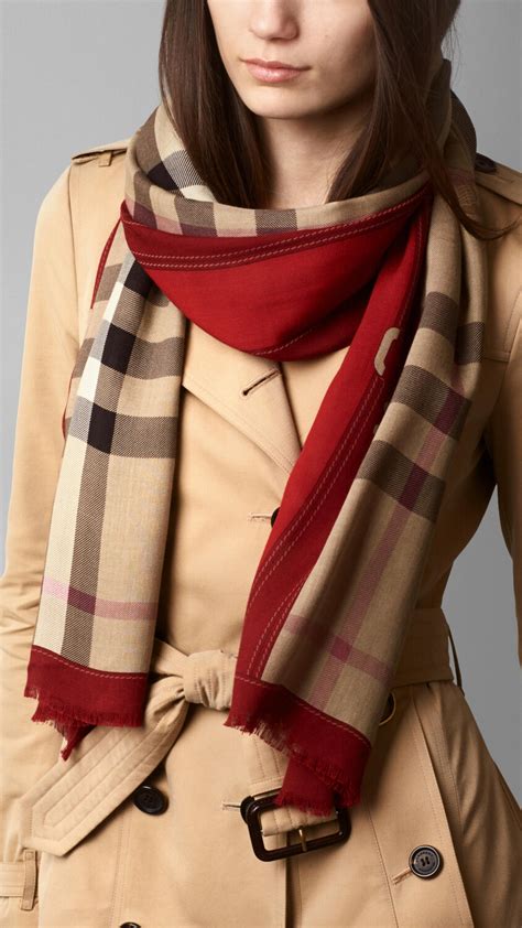 burberry shawl price singapore|More.